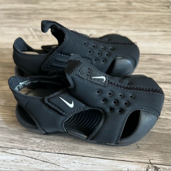 SOLD Boys Nike Sunray Protect 2 Sandals | Infant/Toddler shoes | Size 4C - Picture 4 of 15